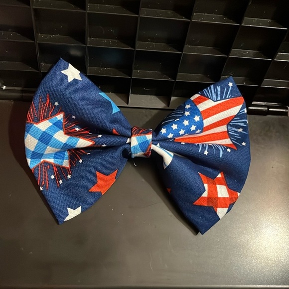Stars bow - Picture 1 of 4